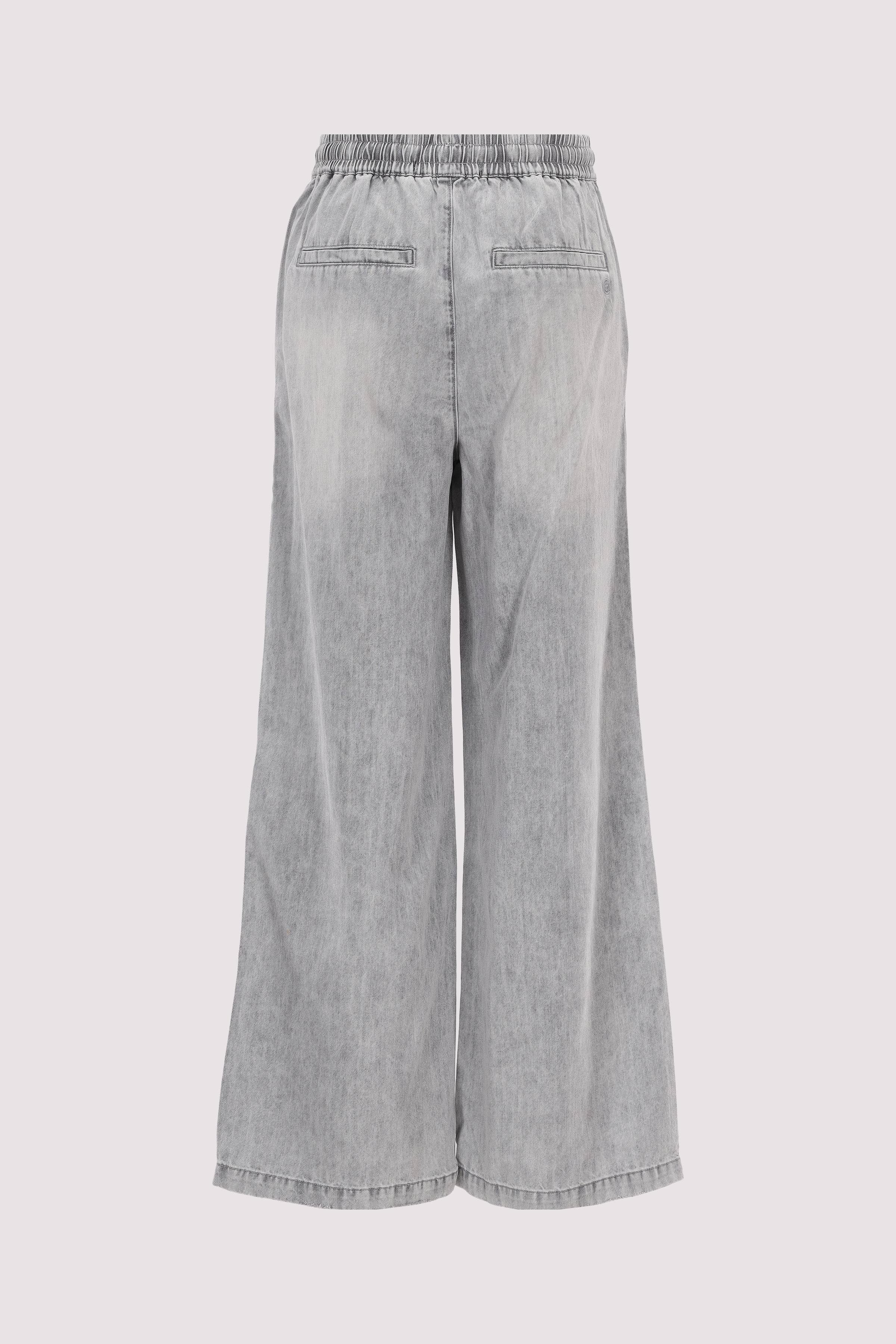 Silka Hose