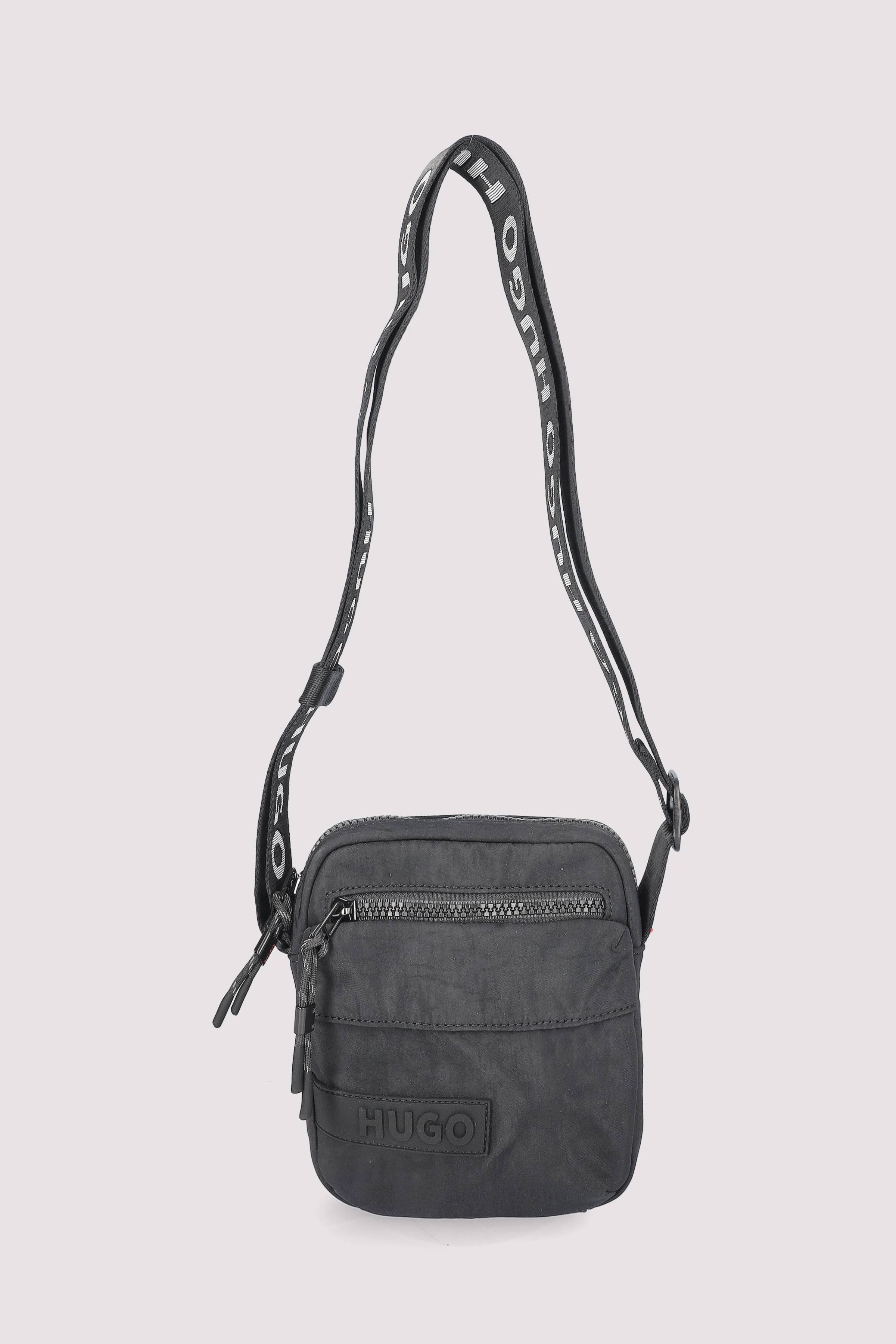 HUGO - Colyns_NS Zip 10266579 01 HUGO - Colyns_NS Zip 10266579 01