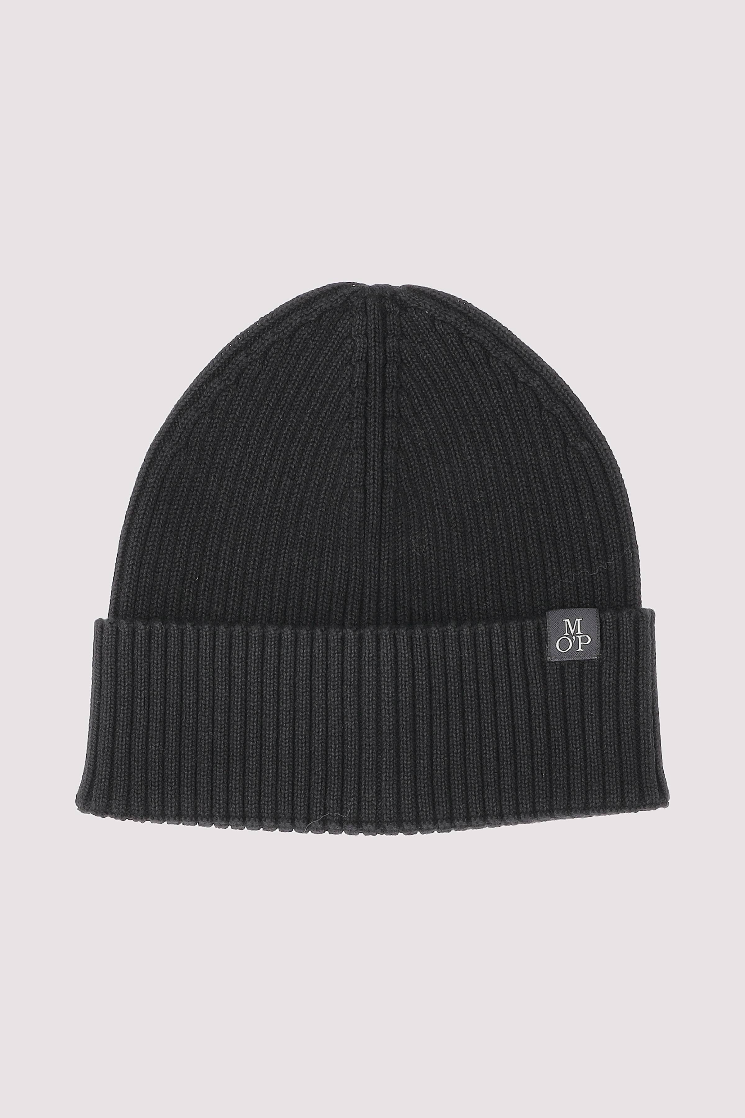 Hat, knitted, solid rib