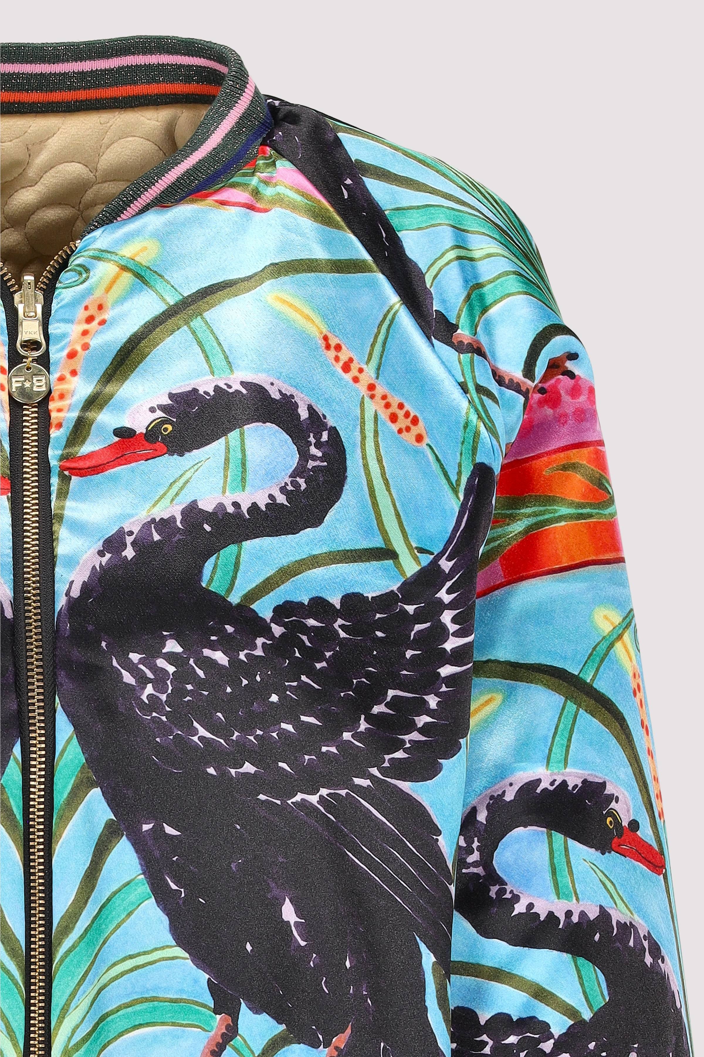 F8 - Lady Crop Bomber