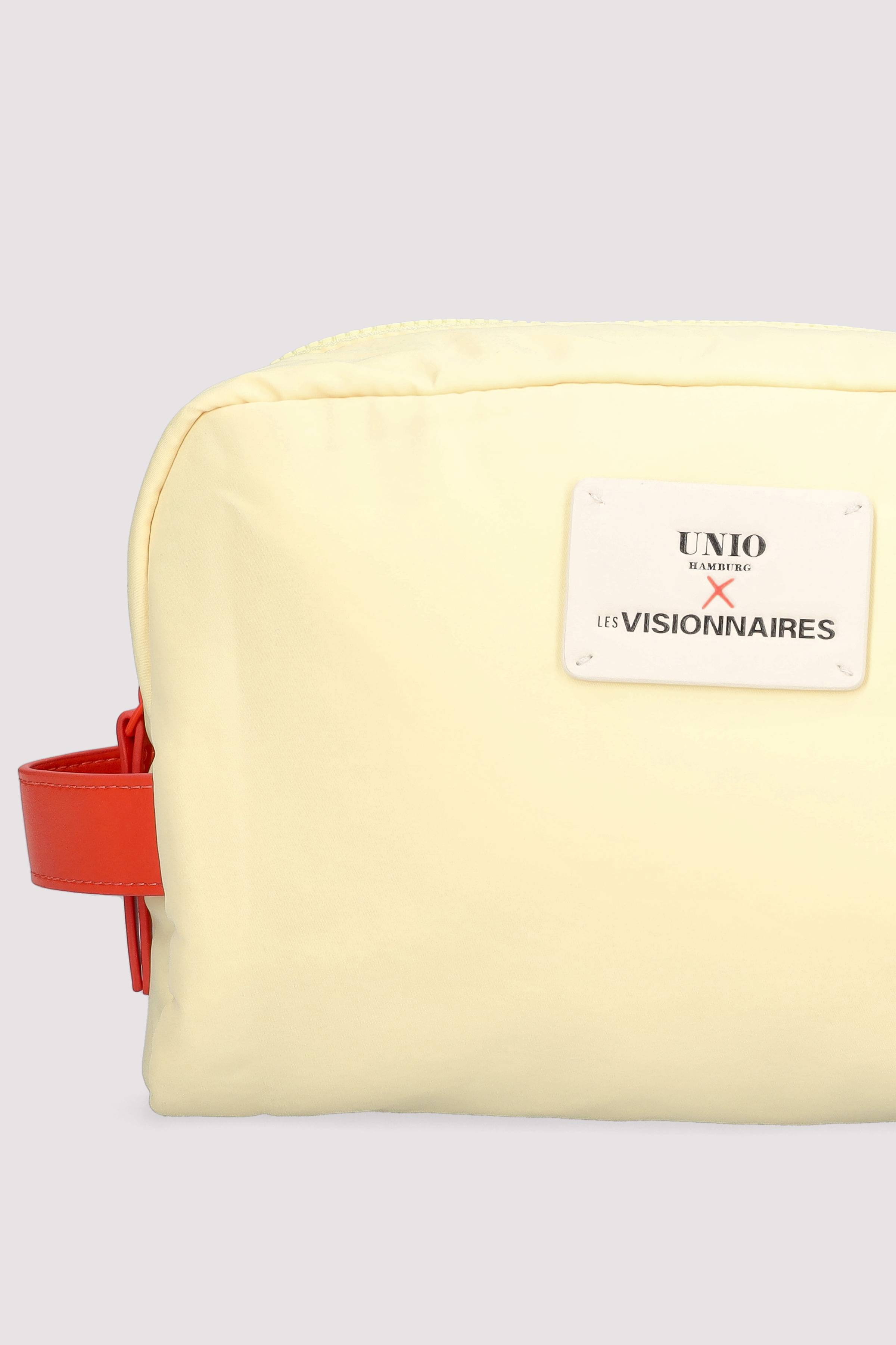 Gelbe Kosmetiktasche von Les Visionnaire