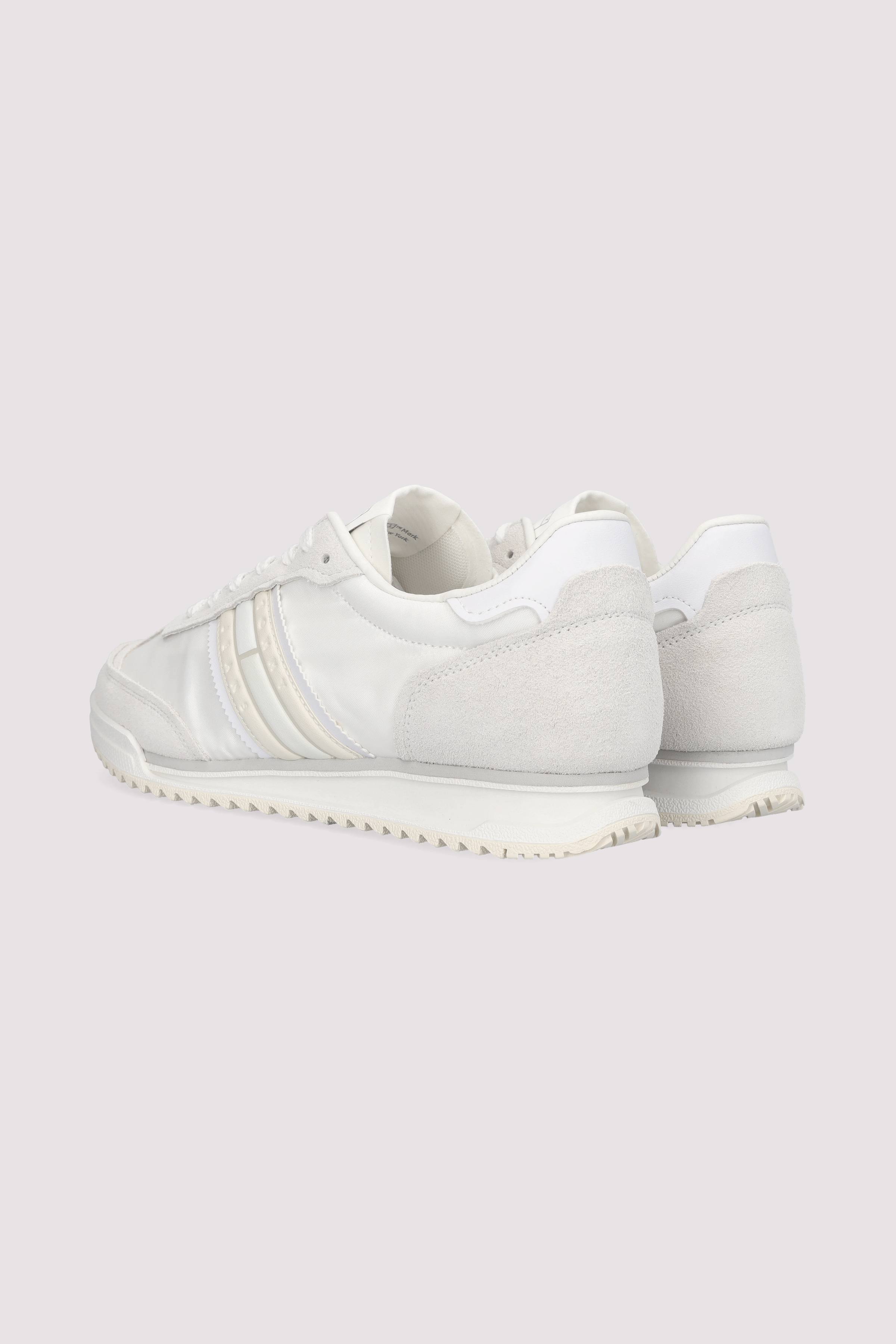 Tommy Hilfiger - TJW RETRO RUNNER CLEATED Tommy Hilfiger - TJW RETRO RUNNER CLEATED