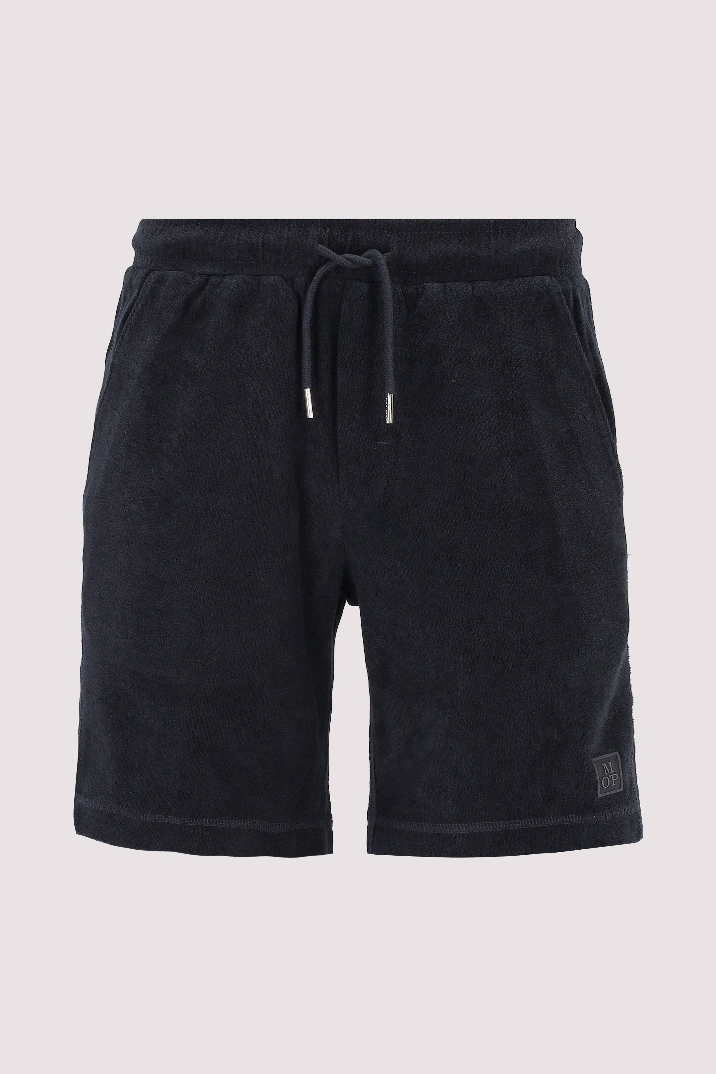 Jersey shorts, towel