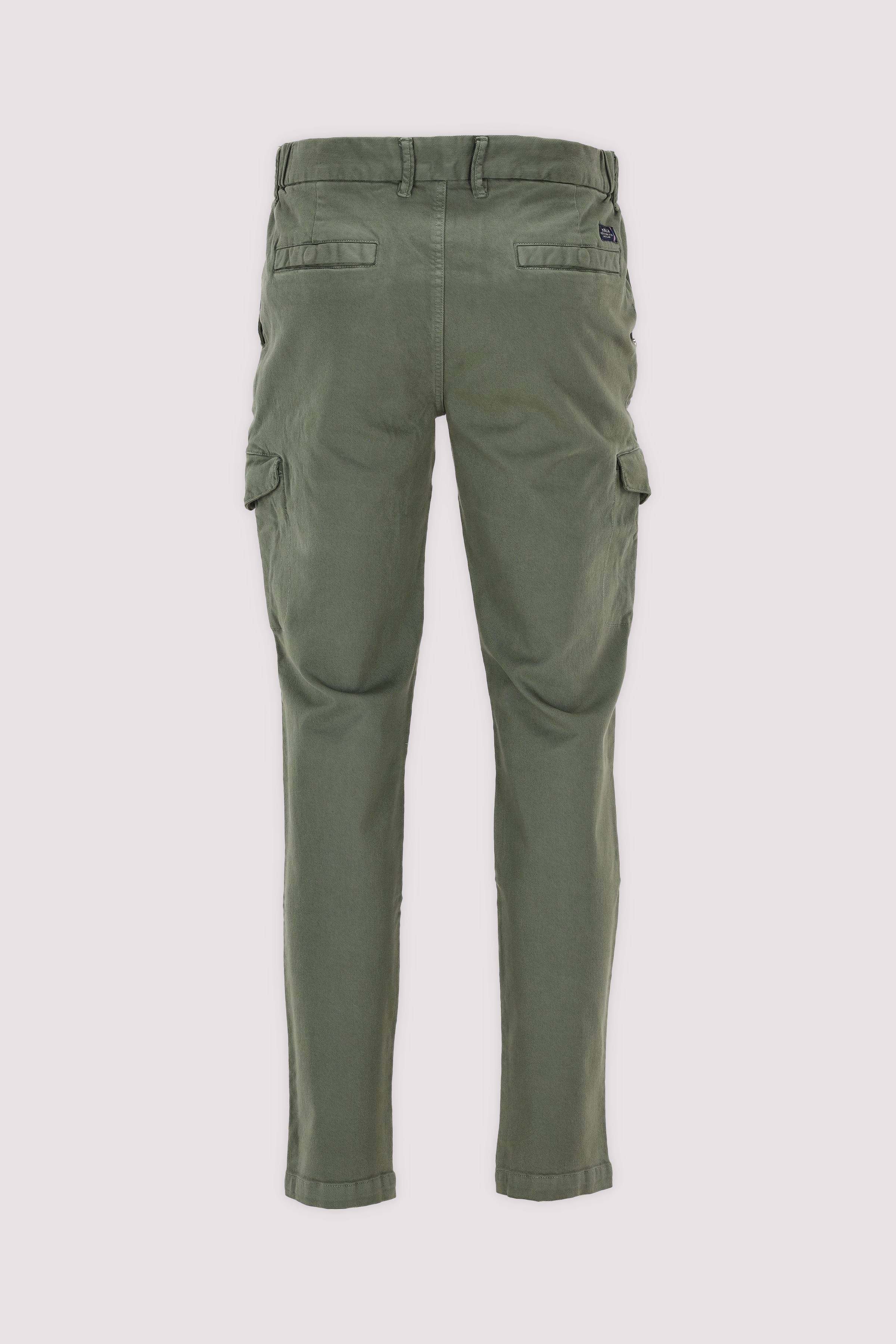 Herren-Freizeithose in Scouting-Grün