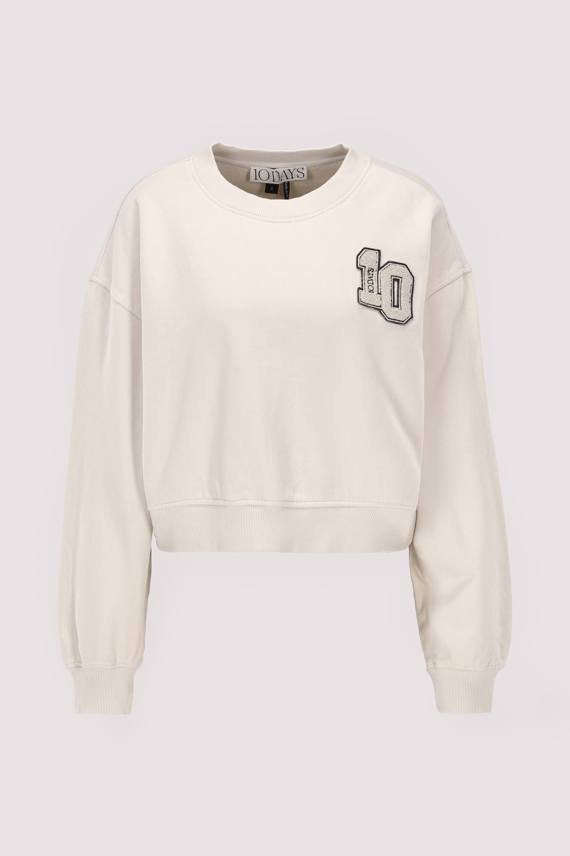 Cropped Sweater 10