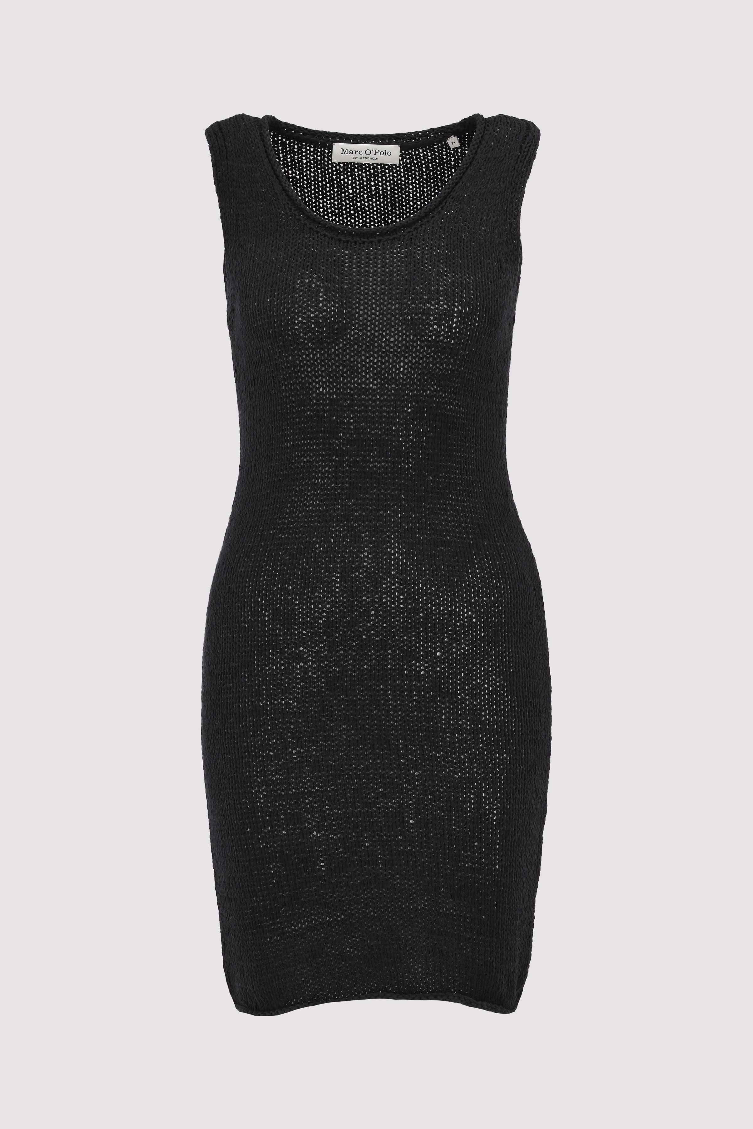Dress, sleeveless, round neck