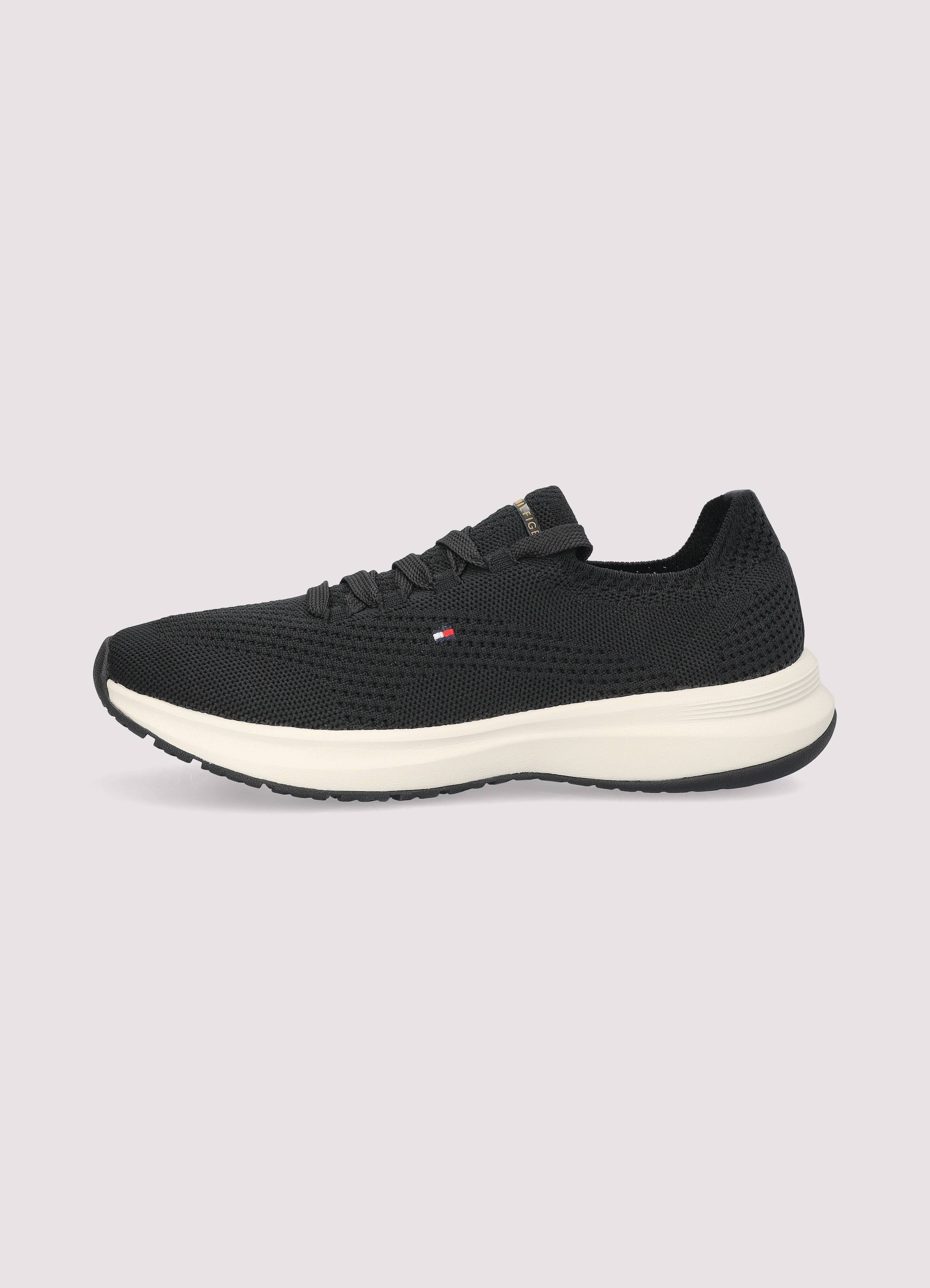 TH KNIT RUNNER