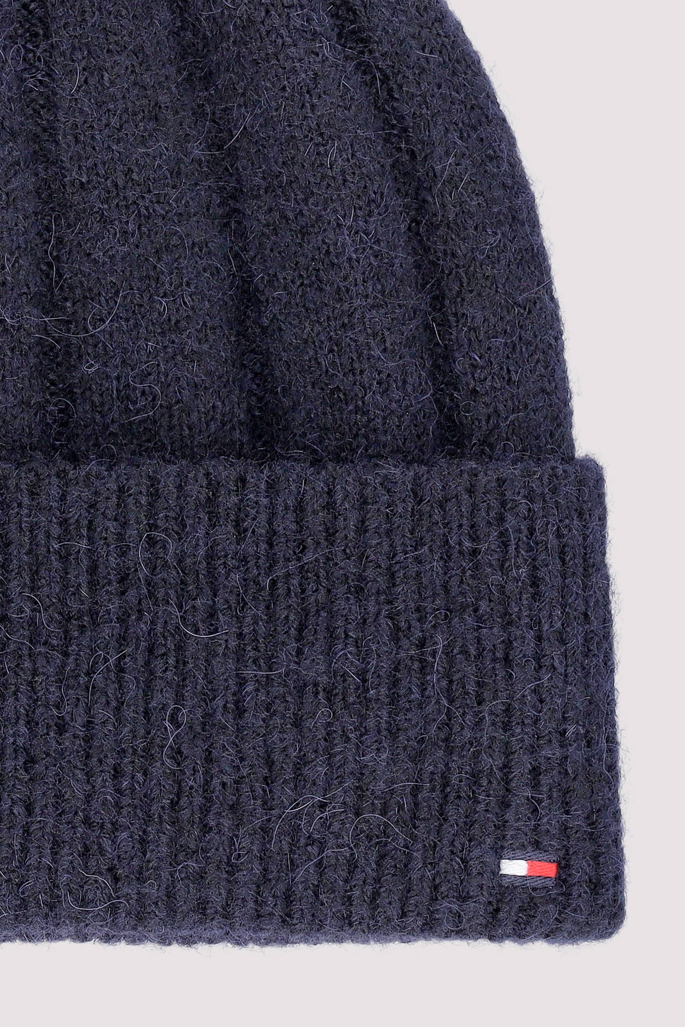 TH FLAG FLUFFY BEANIE