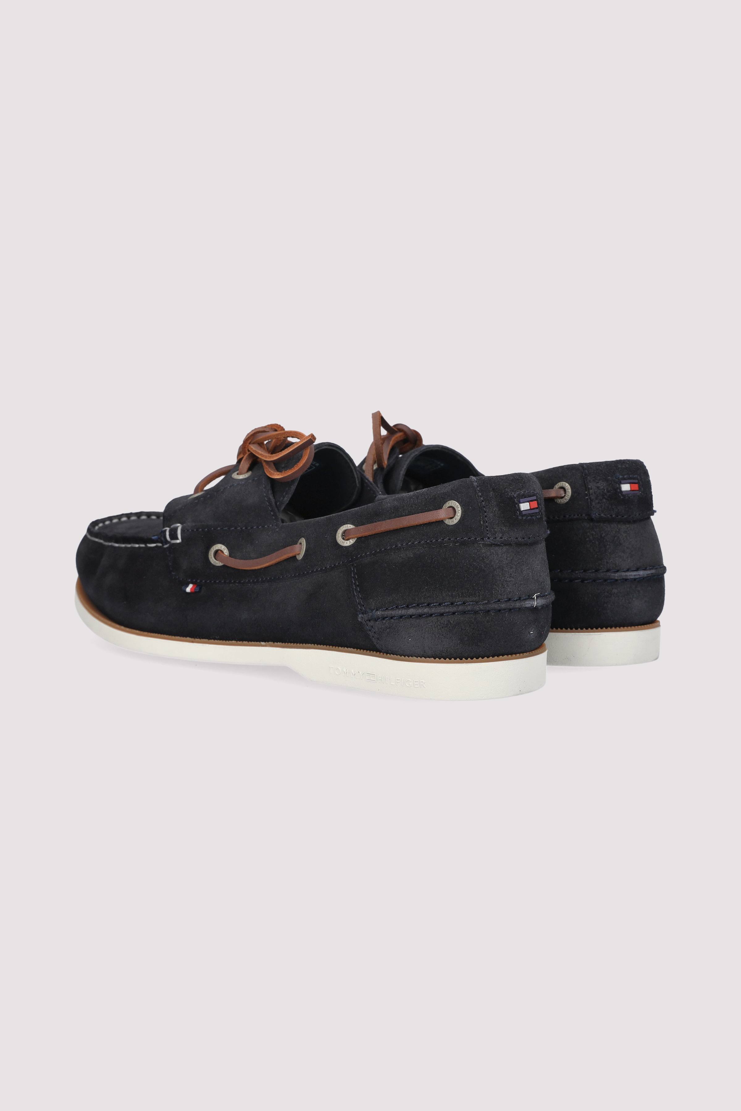 Tommy Hilfiger - TH BOAT SHOE CORE SUEDE Tommy Hilfiger - TH BOAT SHOE CORE SUEDE