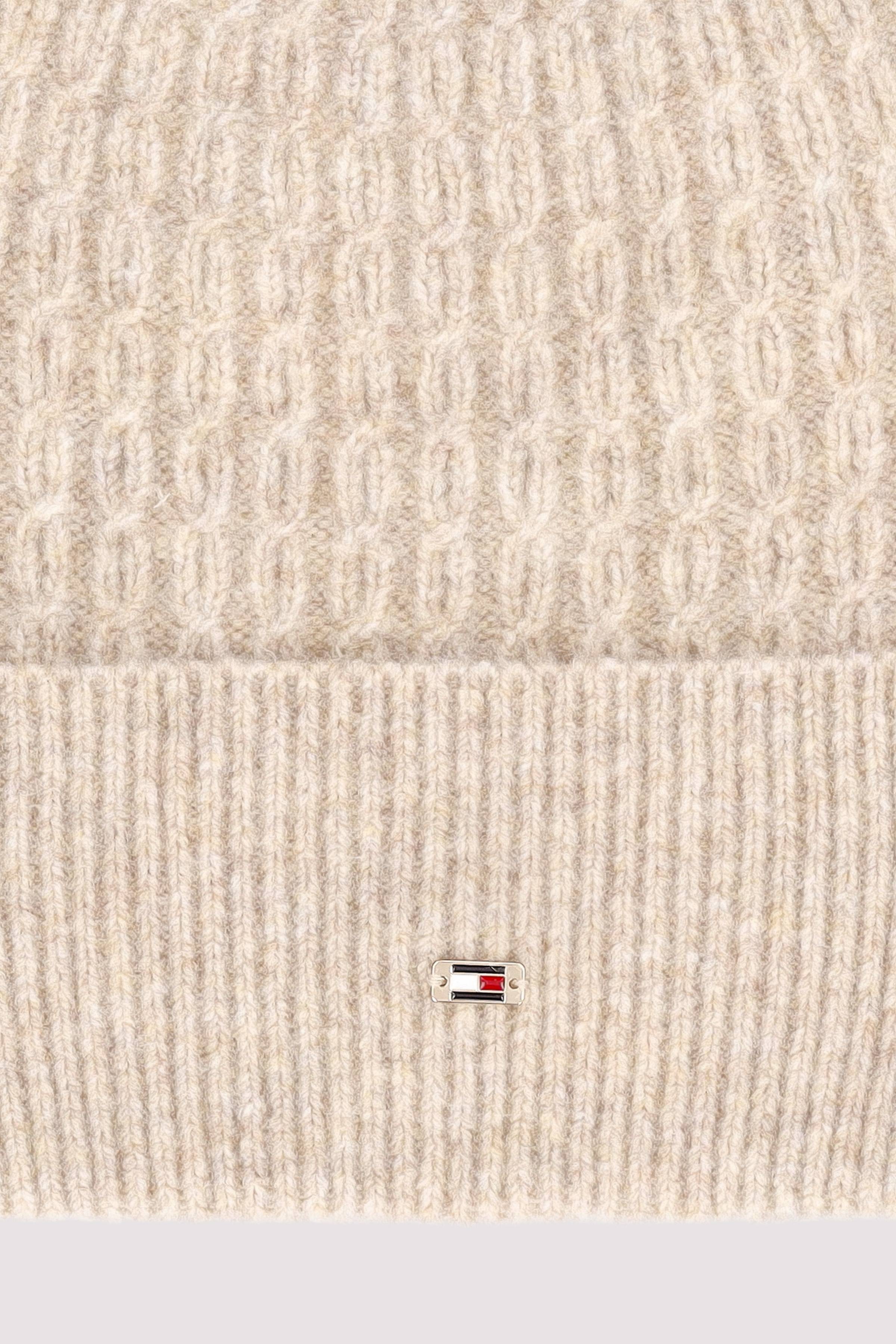 TH CABLE ENAMEL FLAG BEANIE